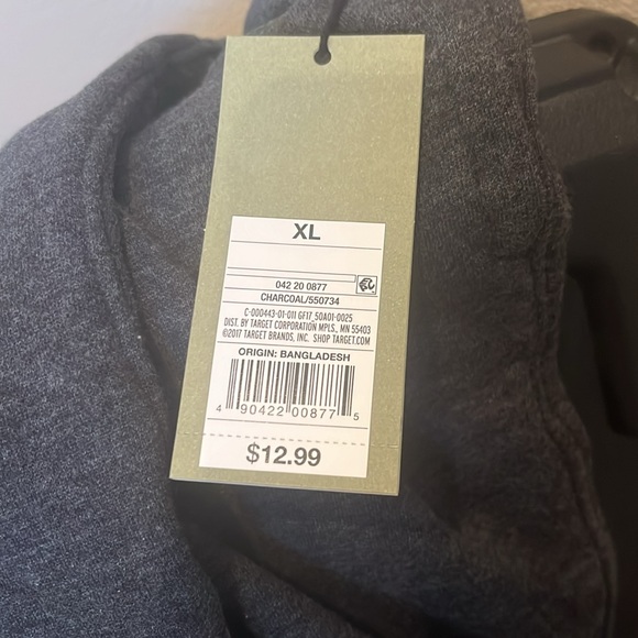 Men’s shorts - Picture 8 of 8